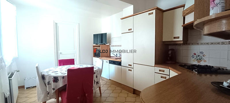 Maison - 157 m² - 7 pièces