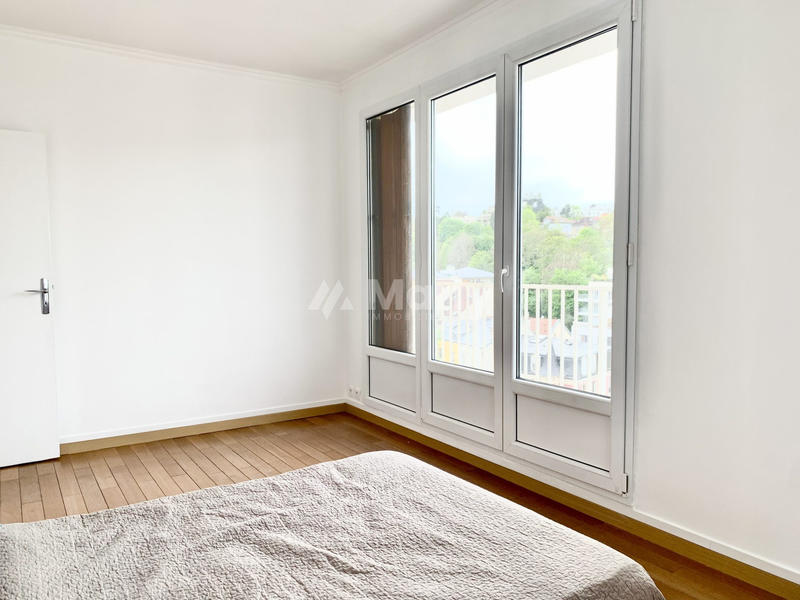 Appartement - 85 m² - 4 pièces
