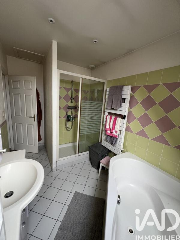 Maison - 142 m² - 5 pièces