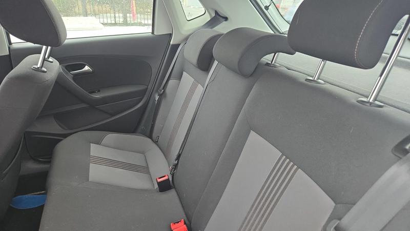 Volkswagen Polo V 1.2 Tsi 90 Dsg7 Allstar - Automatique Entretien constructeur