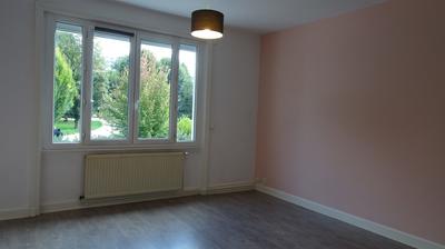Appartement - 85 m² - 3 pièces