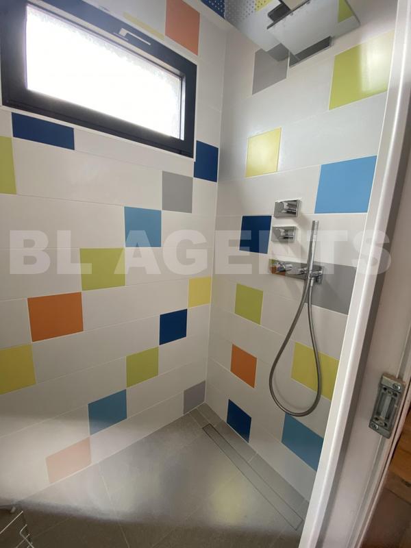 Villa - 182 m² - 5 pièces