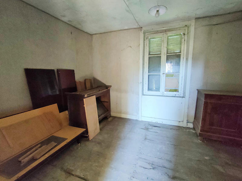 Maison - 177 m² - 12 pièces