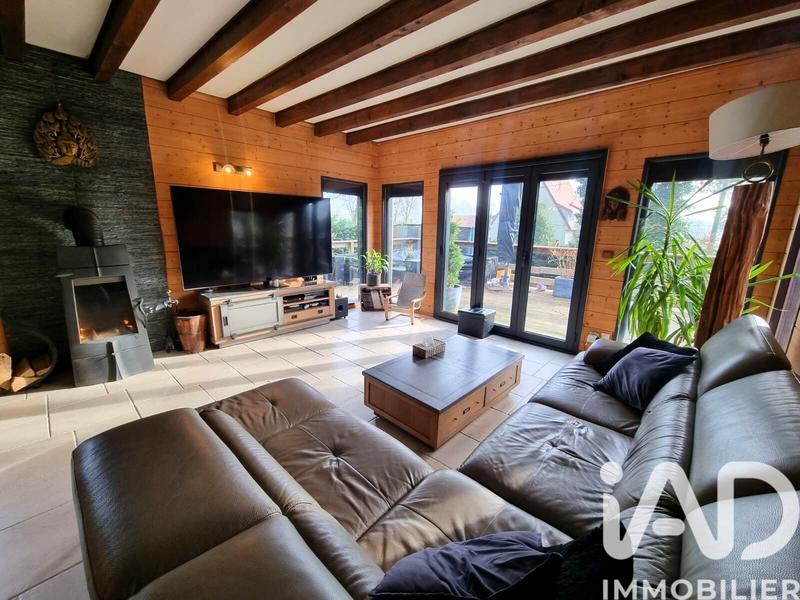 Maison - 185 m² - 8 pièces