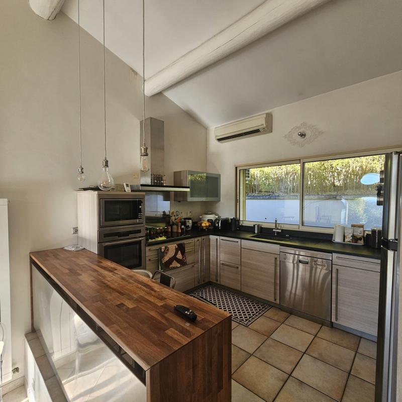 Maison - 198 m² - 5 pièces