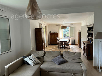 Maison - 102 m² - 4 pièces