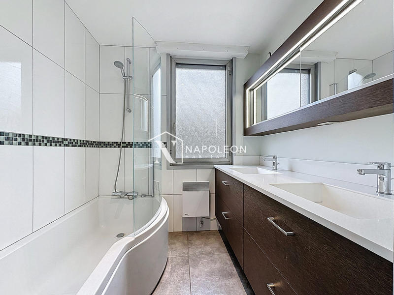 Appartement - 95 m² - 4 pièces