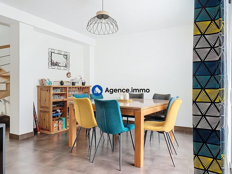 Maison - 152 m² - 6 pièces