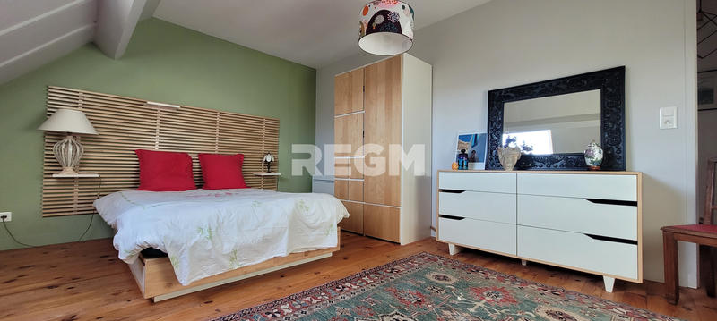 Maison - 143 m² - 6 pièces