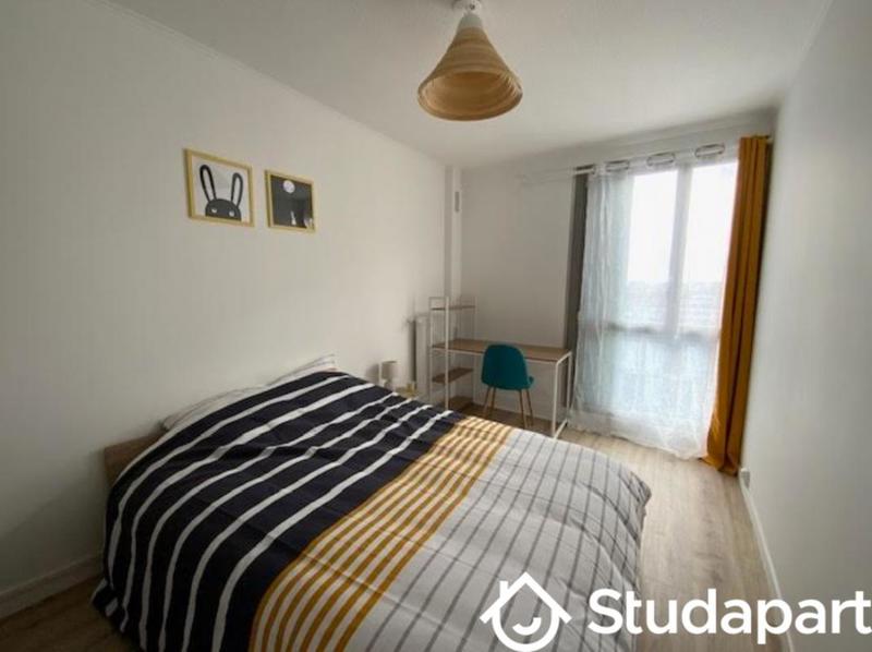 Chambre - 10 m² - 1 pièce