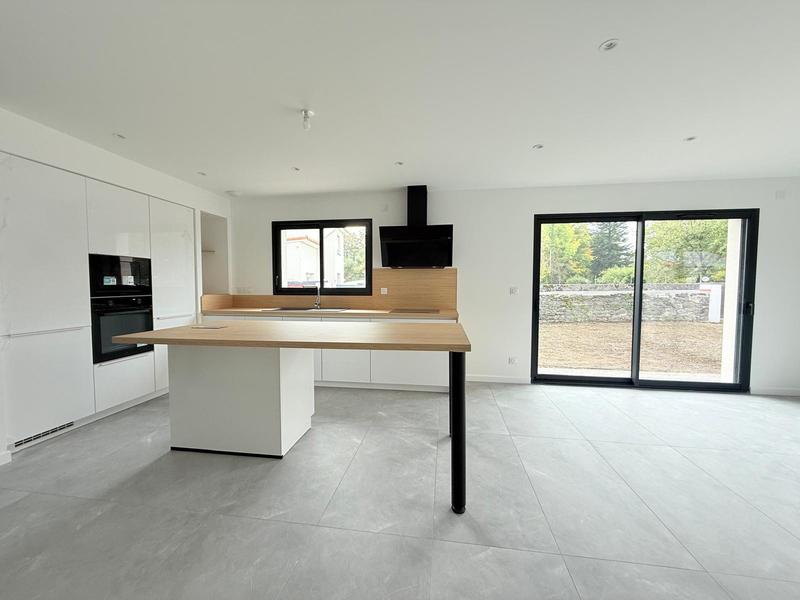 Maison - 115 m² - 4 pièces