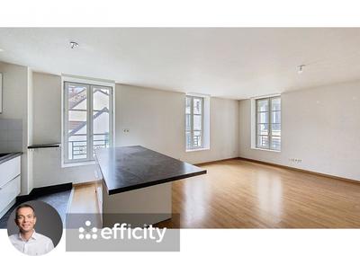 Appartement - 94 m² - 4 pièces