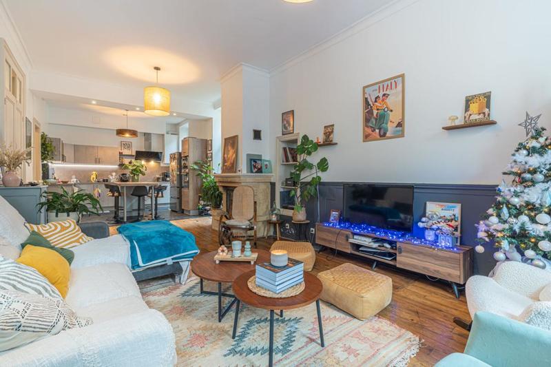 Appartement - 82 m² - 3 pièces