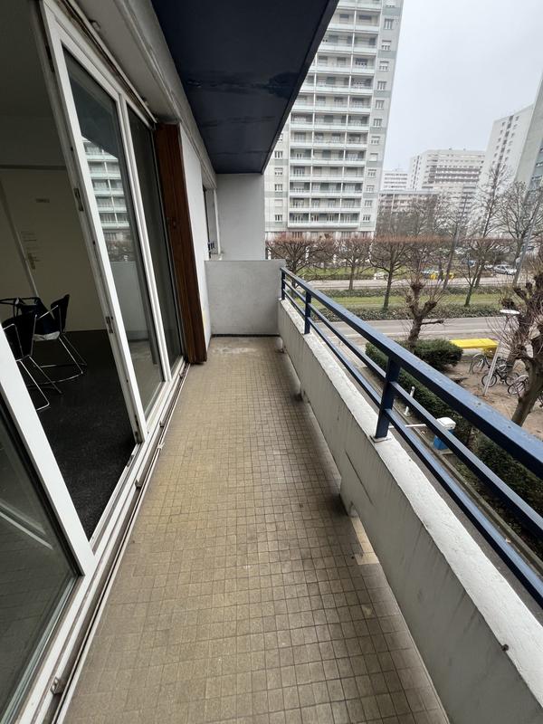 Appartement - 100 m² - 4 pièces