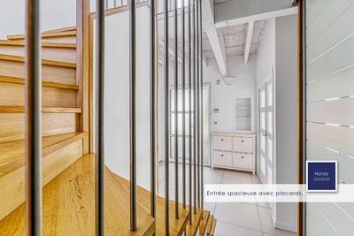 Maison - 197 m² - 9 pièces