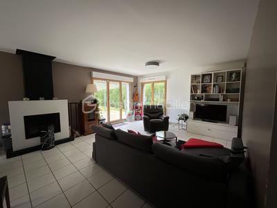 Maison - 136 m² - 6 pièces