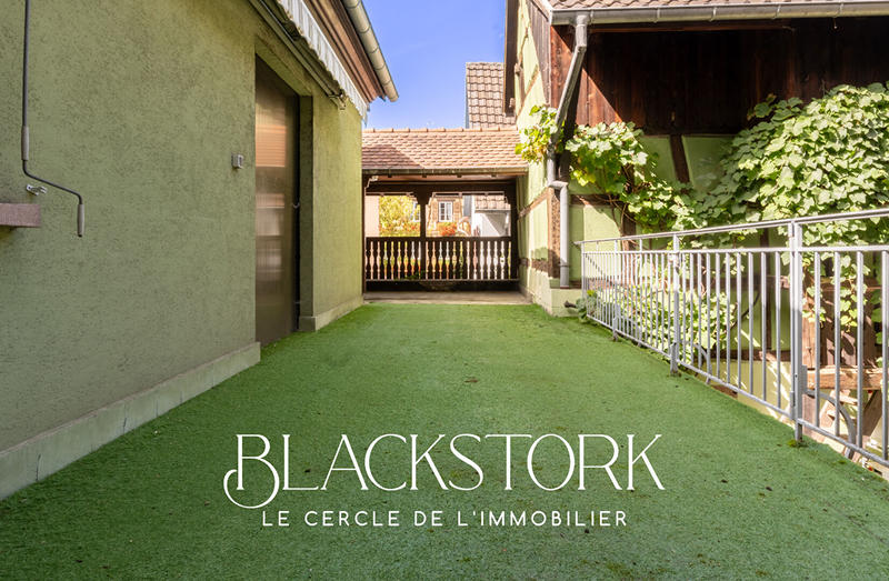 Maison - 850 m² - 20 pièces