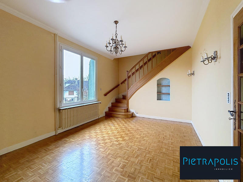 Maison ancienne - 197 m² - 10 pièces