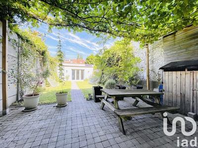 Maison - 158 m² - 7 pièces