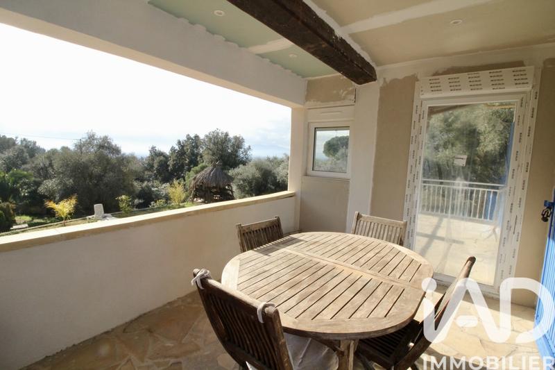 Maison de campagne - 215 m² - 8 pièces