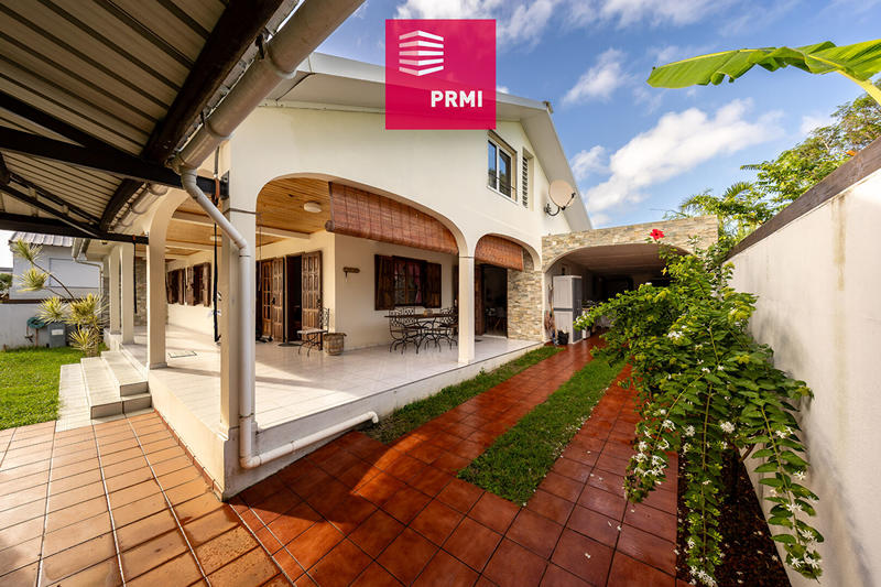 Maison - 167 m² - 6 pièces