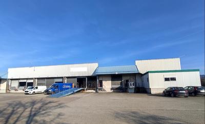 Entrepôt - 2 024 m²