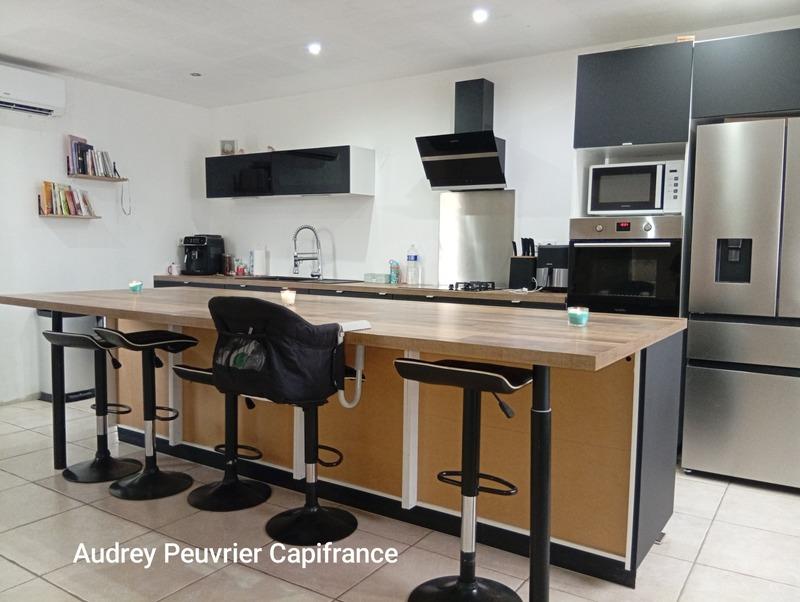 Maison - 114 m² - 5 pièces