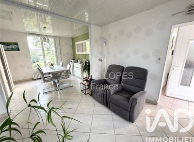 Maison - 80 m² - 4 pièces