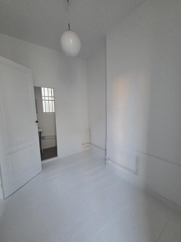 Bureau - 89 m² - 5 pièces