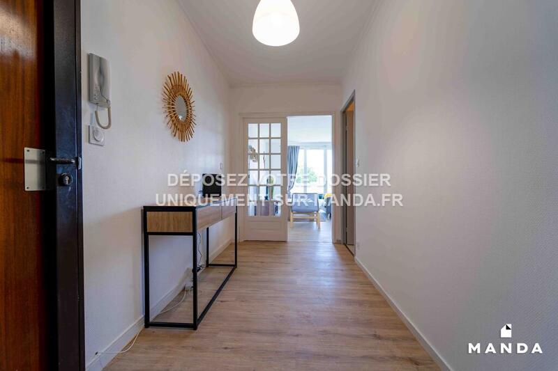 Chambre - 12 m² - 5 pièces