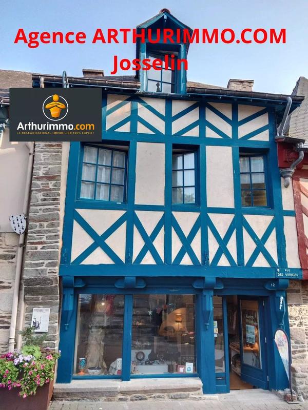 Maison - 195 m² - 7 pièces