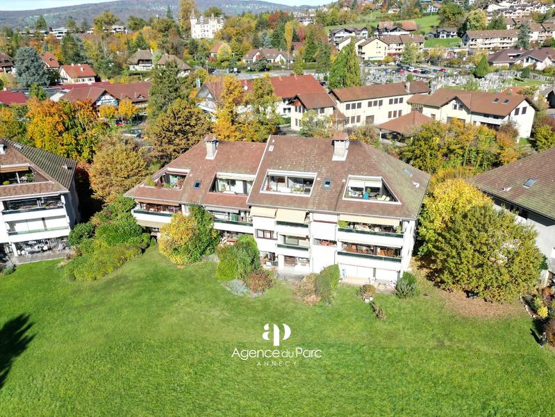 Appartement - 94 m² - 3 pièces