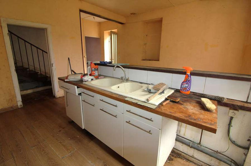 Maison - 310 m² - 19 pièces