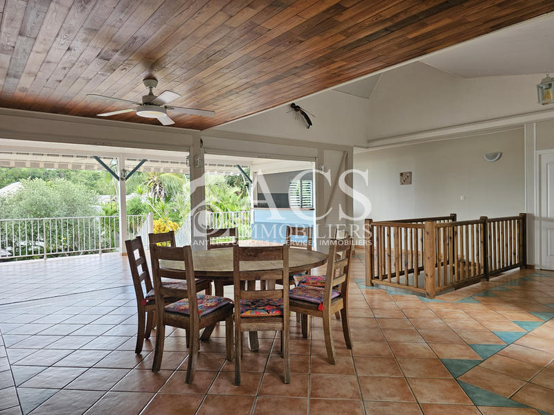 Maison - 141 m² - 5 pièces