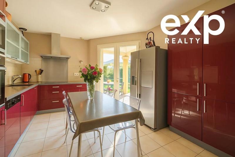 Maison - 171 m² - 6 pièces