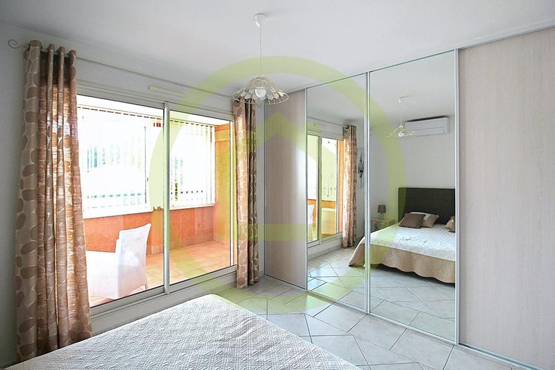 Appartement - 95 m² - 4 pièces