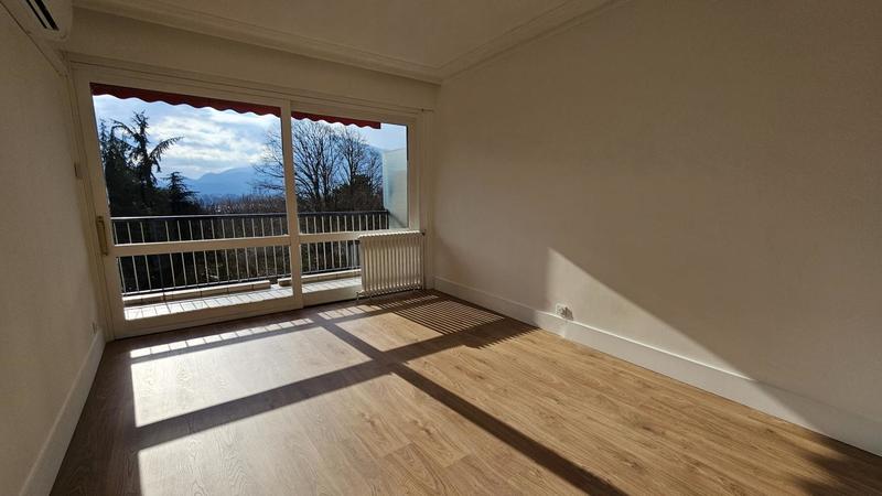 Appartement - 89 m² - 3 pièces