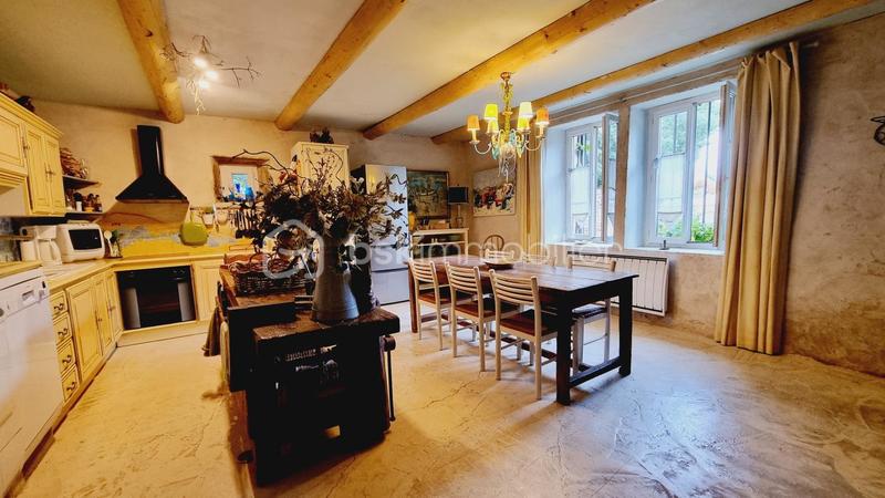 Maison de village - 190 m² - 7 pièces