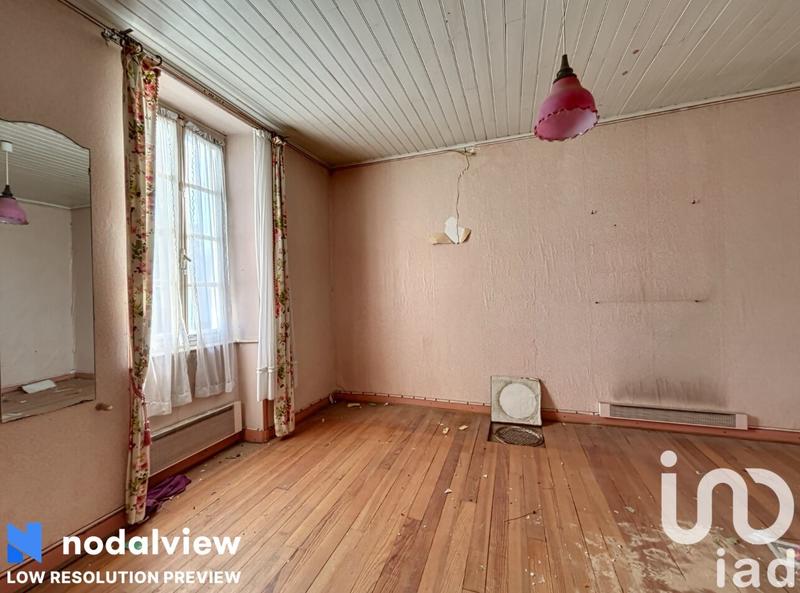 Maison - 210 m² - 8 pièces