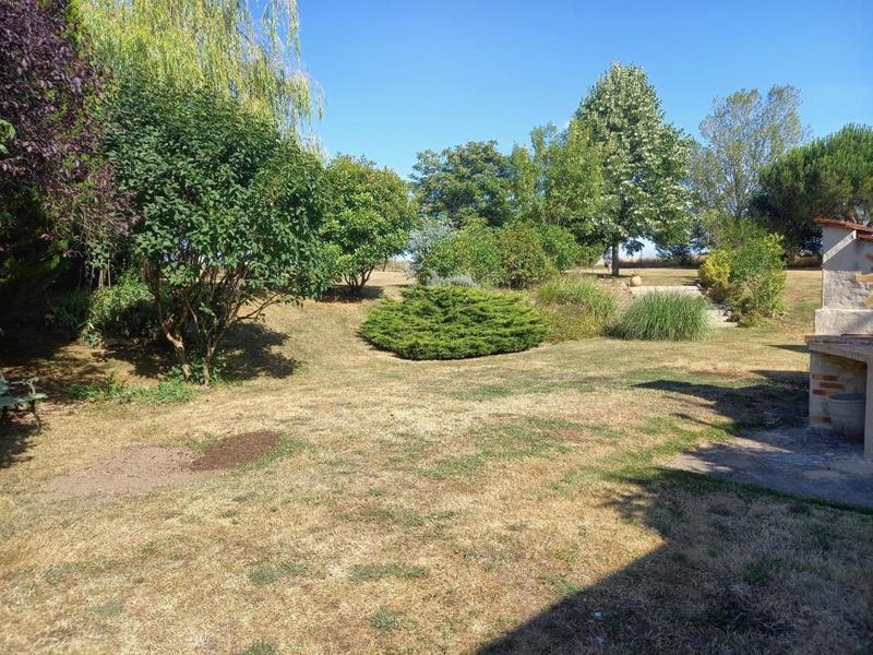 Propriété - 258 m² - 8 pièces