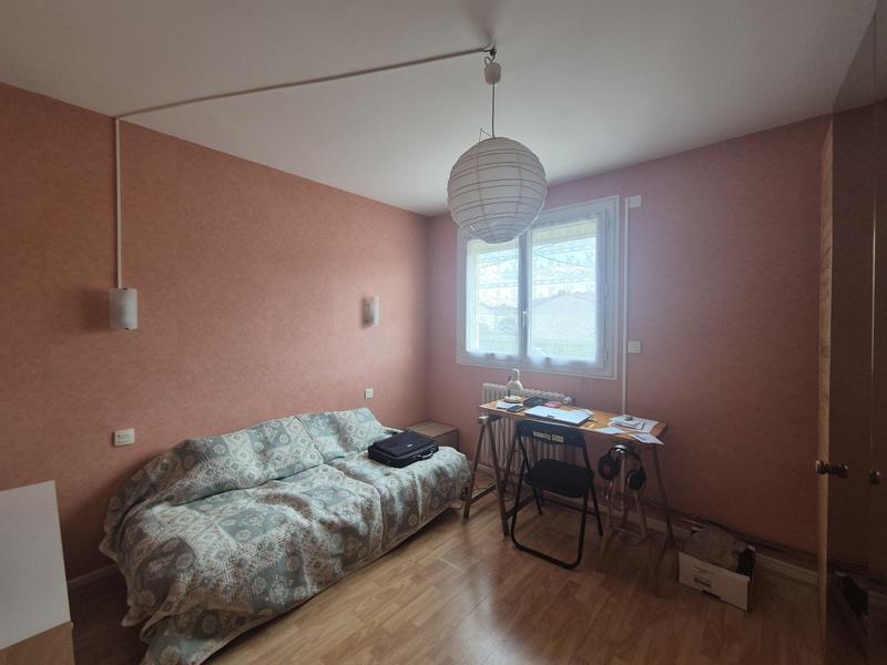 Maison - 99 m² - 5 pièces