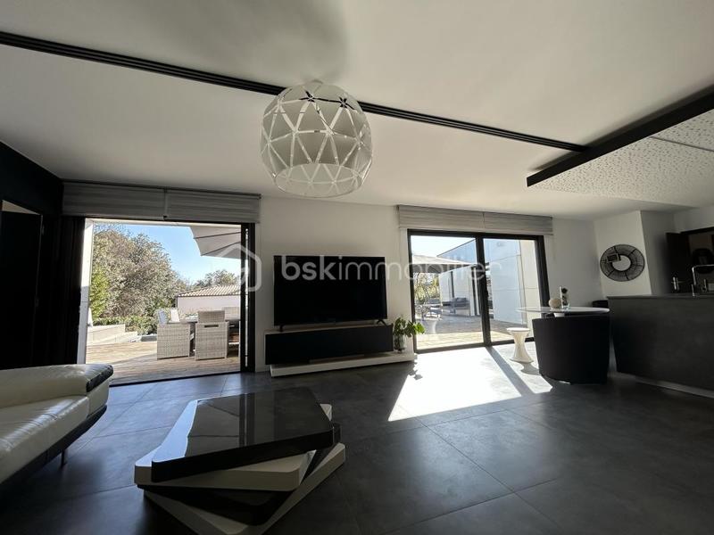 Maison - 145 m² - 5 pièces