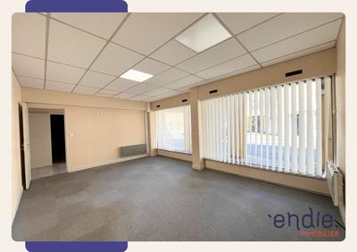 Local d'activités - 95 m² - 6 pièces