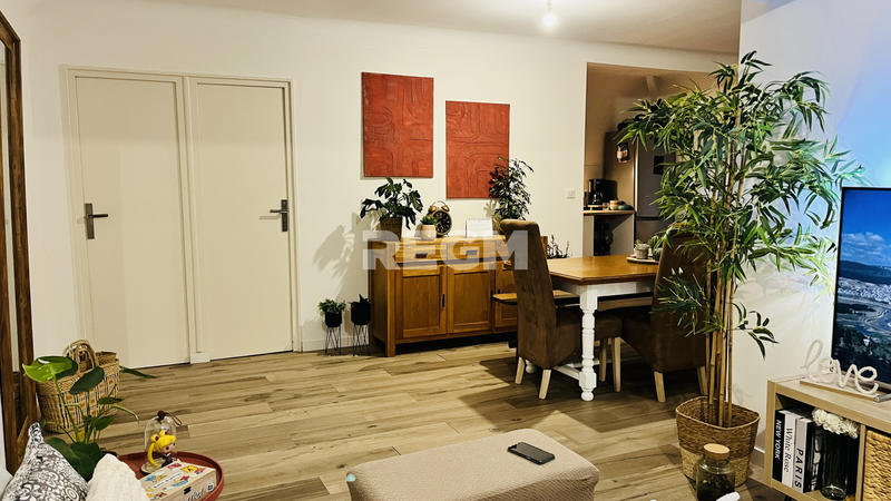 Immeuble - 255 m² - 11 pièces