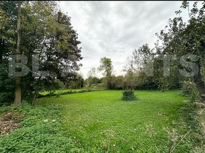 Terrain - 750 m²