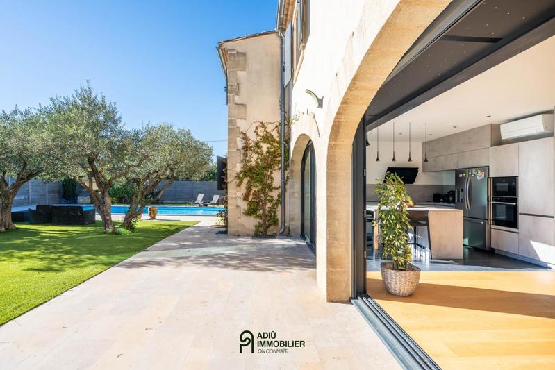Villa - 280 m² - 7 pièces