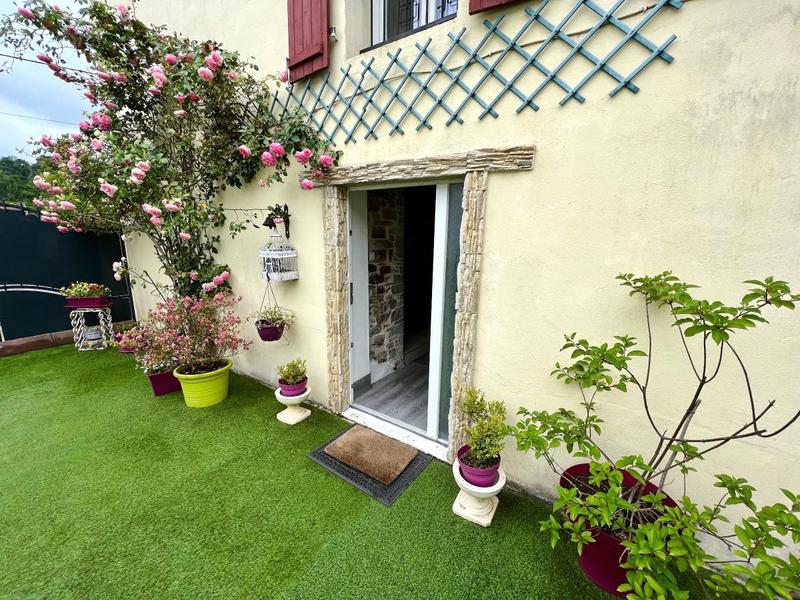 Maison - 168 m² - 8 pièces