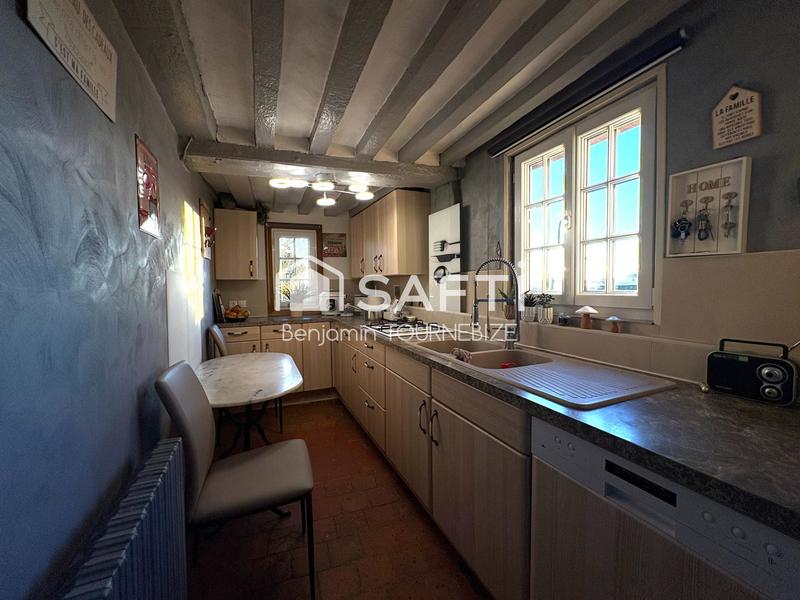 Maison - 236 m² - 10 pièces