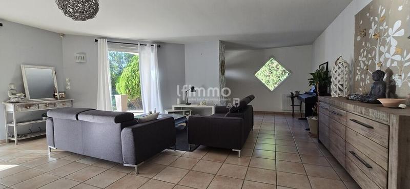 Maison - 101 m² - 5 pièces