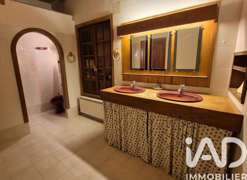 Maison - 166 m² - 5 pièces